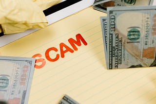 Spot Fake Job Offers & Online Money Scams Fast — Surprisingly, many scam sites look legitimate. They have professional websites, all-star LinkedIn profiles, and even positive reviews on popular review platforms (e.g., Glassdoor). This post will help you quickly spot the most common red flags 🚩.