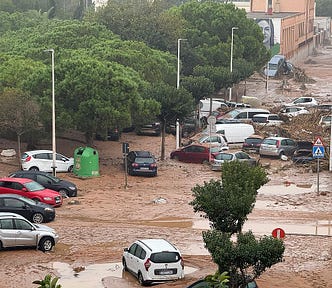 IMAGE: Cars dragged by the cold drop in 2024 in Catarroja, Valencia (Spain)