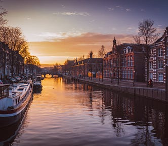 Image of Amsterdam, clicked by Piotr Chrobot on Unsplash