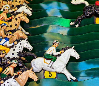 horse race game plastic figures