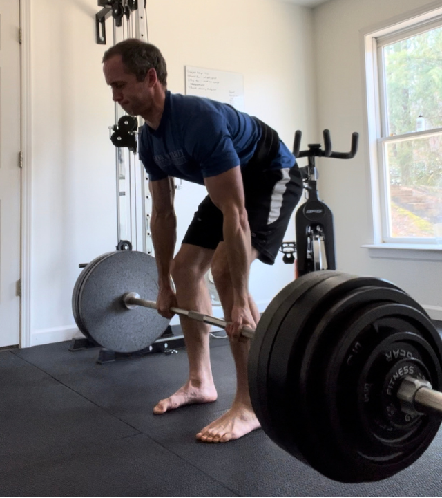 Deadlift With Legs Not Back