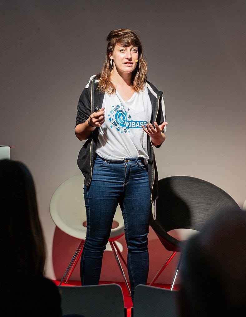 Learning Wikibase: Boost Your Project with Linked data