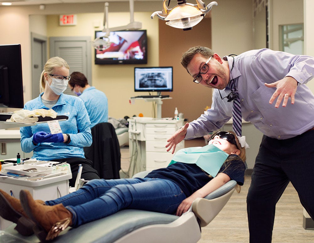 Orthodontist vs. Dentist — What’s the Difference? by Nina Xie Medium