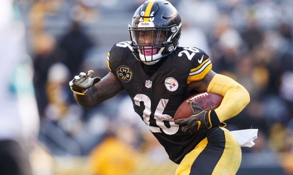 Le'Veon Bell 'might come back' for one game with Steelers, retire