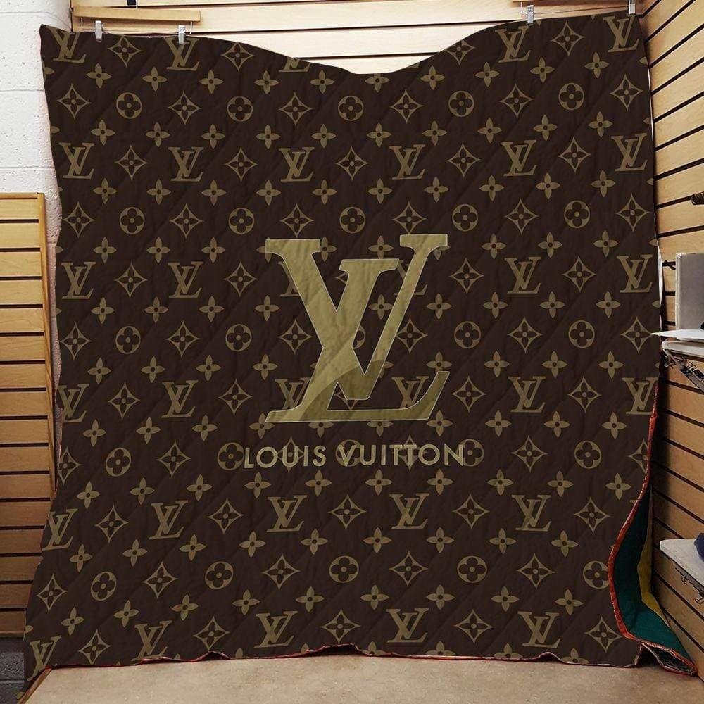 Louis Vuitton Brown Golden Logo Fleece Blanket Fashion Brand Luxury Home  Decor, by SuperHyp Store, Sep, 2023