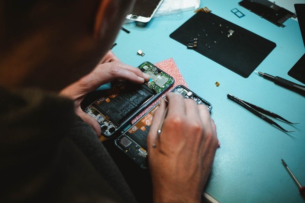 Why Choose Mobile Repair At Home in Delhi by Justphix Medium