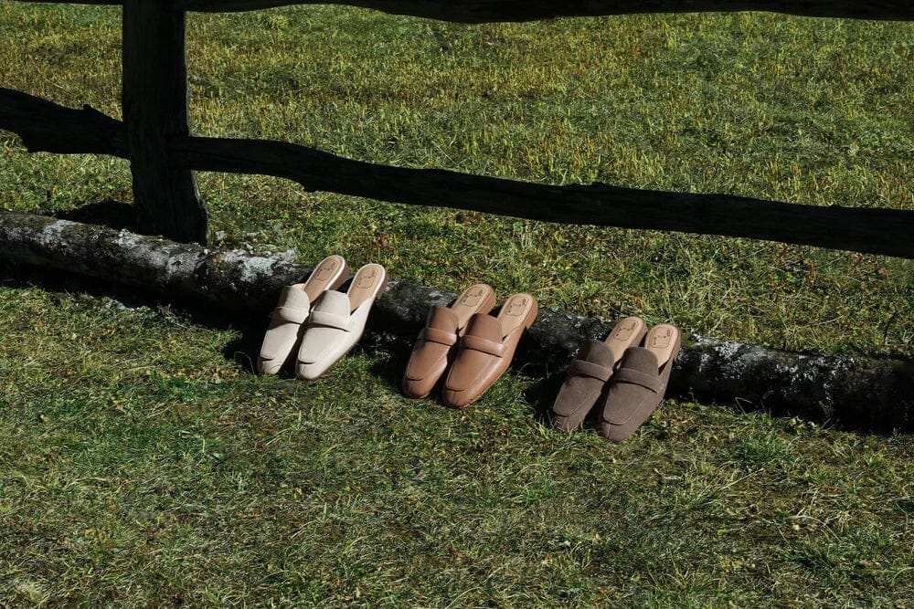 The Ultimate Guide to Women's Flats: Comfort, Style, and Versatility  by Logitechwedding  Aug 