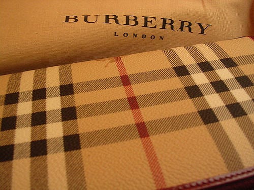 Louis's Vuitton, Gucci, Burberry, D&G Shopping bag
