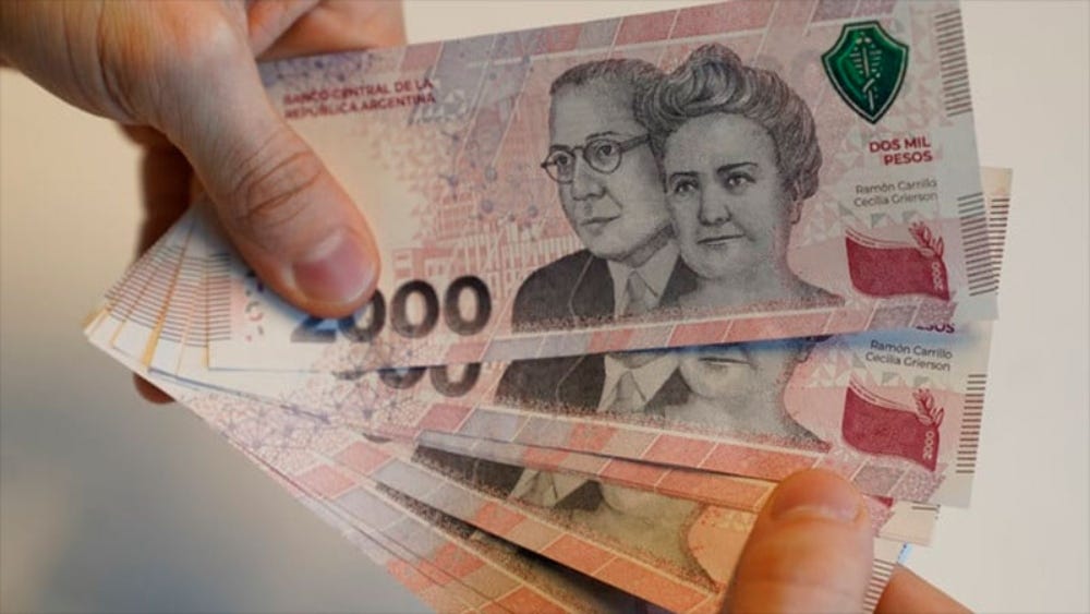 El Banco Central oficializó la emisión de billetes de $10.000