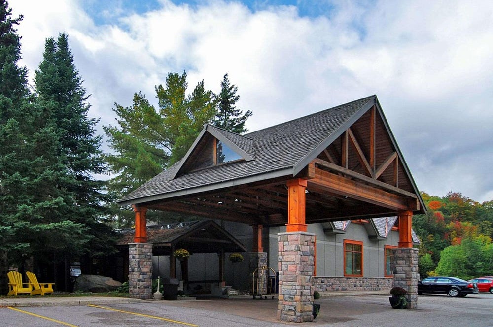 Hotels Near Algonquin Park Airport medium.com