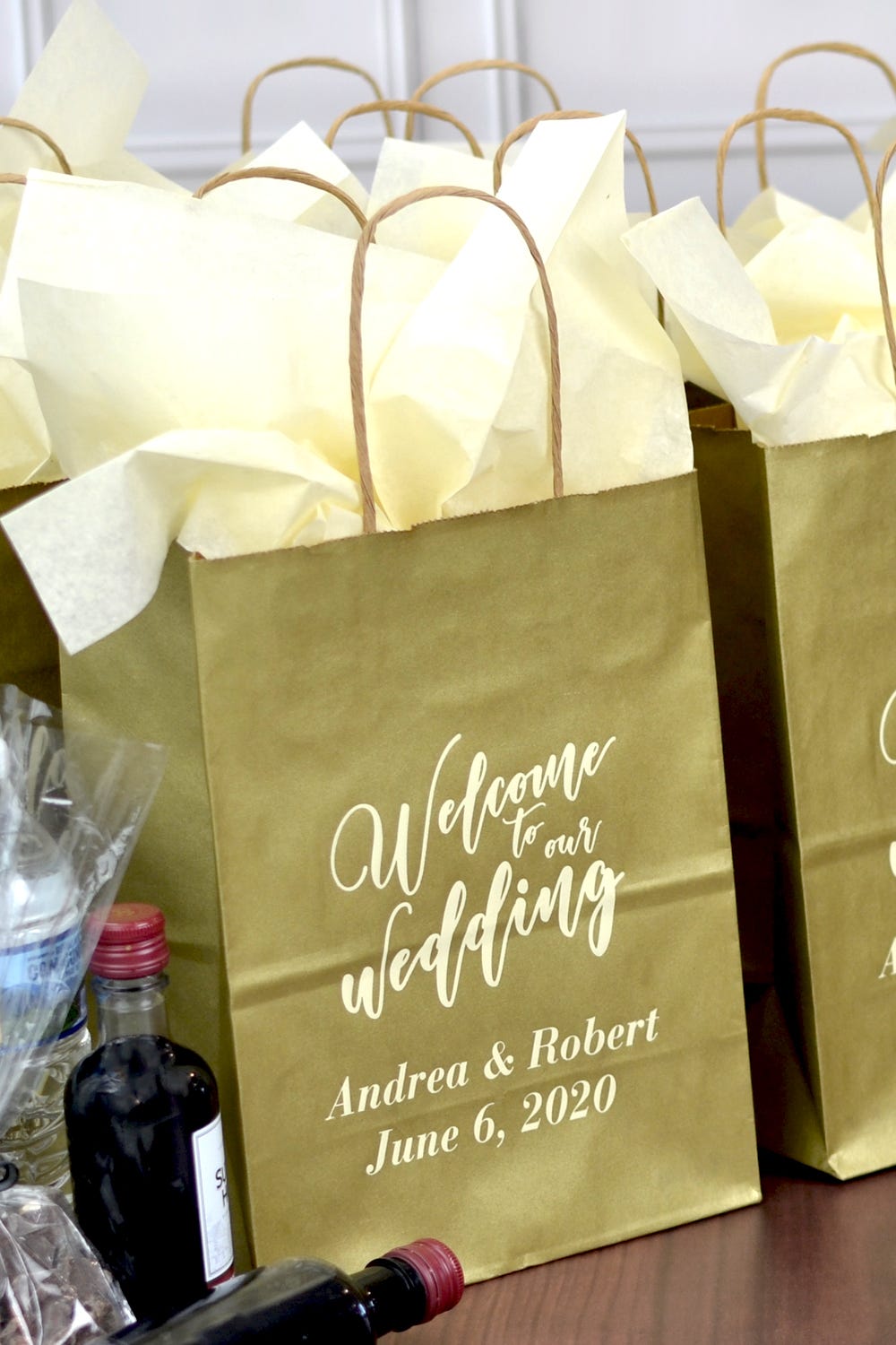 53 Phrases for Your Wedding Welcome Bags