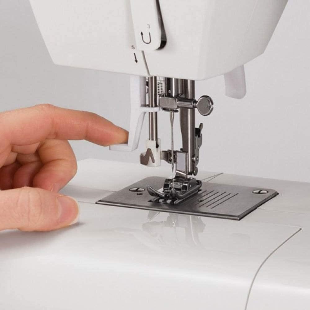 Singer 2263 Sewing Machine Review by Robert smith Medium