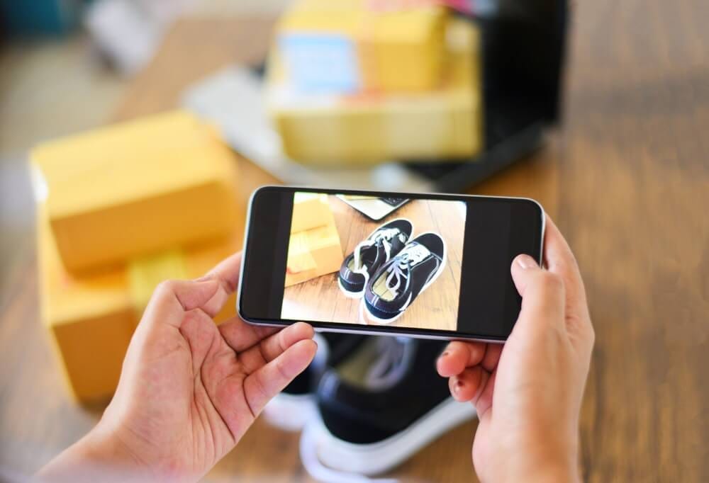 AR/VR Benefits and Use Cases in the Footwear Industry by Skywell Software AR/VR Journey