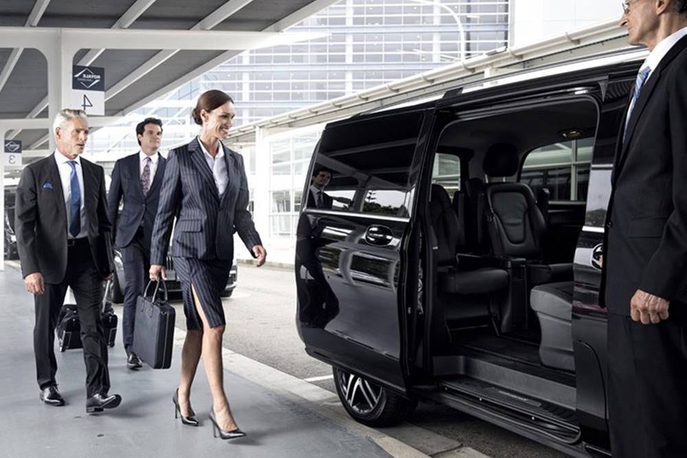 Group Transportation to Bradley International Airport