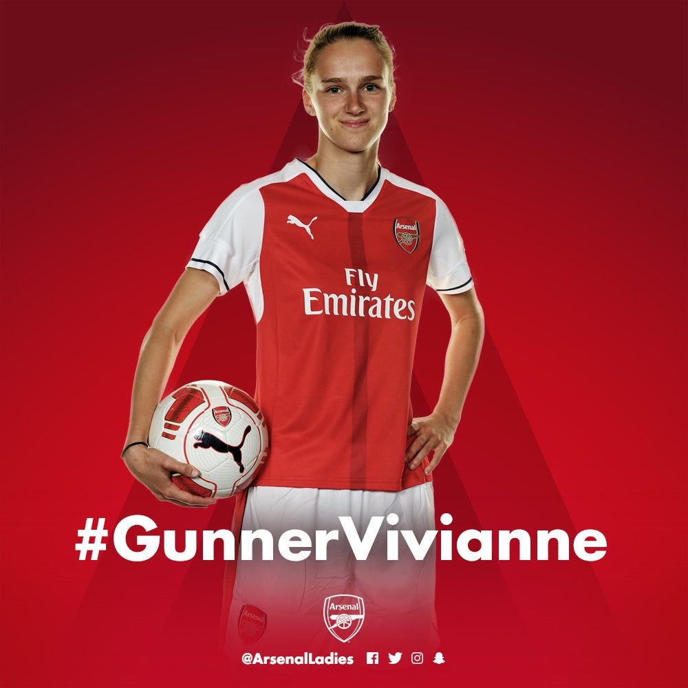 Com show de Vivianne Miedema, Arsenal avança para a fase de grupos da  Champions Feminina, futebol internacional