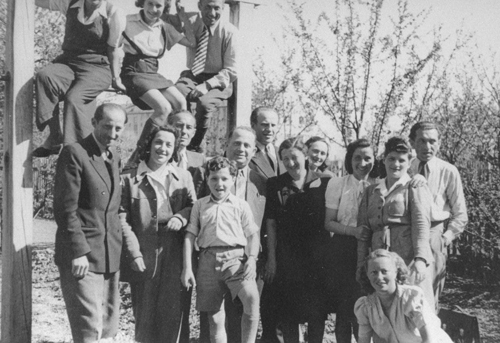 Oskar Schindler with some of the people he rescued.