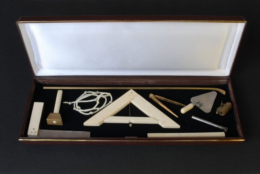 What Is A Speculative Mason by Esoteric Freemasons Apr, 2024 Medium