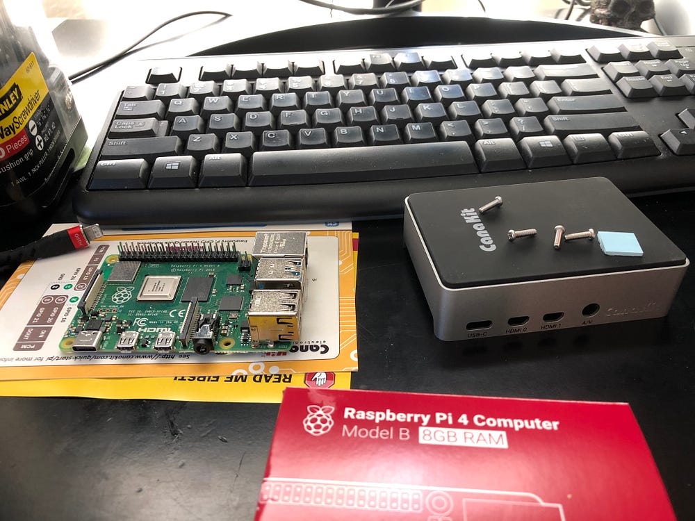 Canakit Raspberry PI 4 computer Extreme Kit