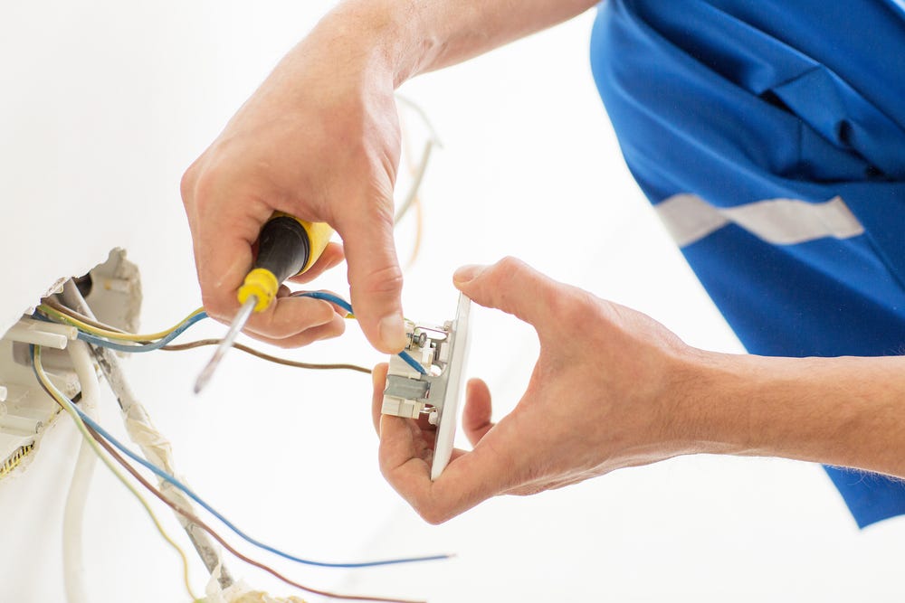 7 Common Electrical Repairs at Home and How to Fix It