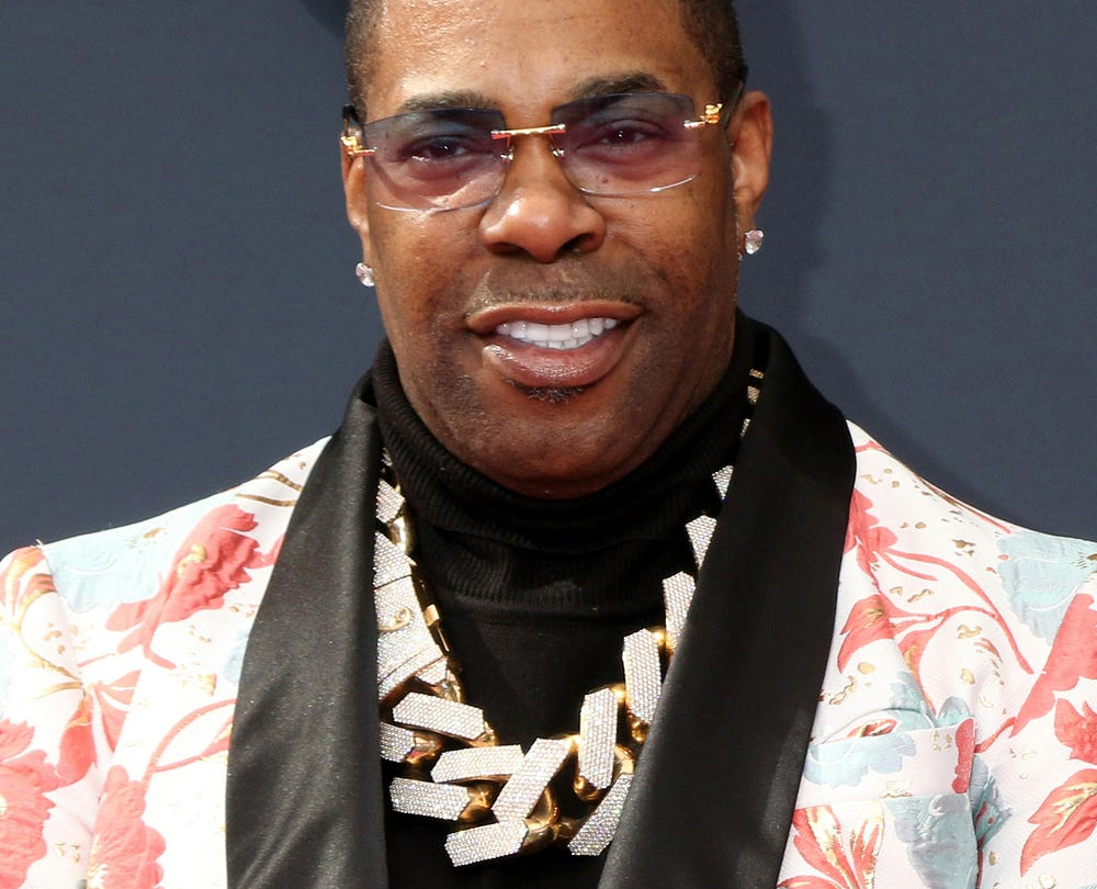 Notes on 50, Busta, and that Big A** Chain by Ivylockewrites(00)