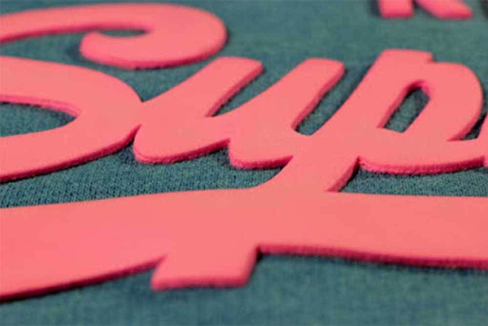 Sablon Kaos yang Awet, Panduan Memilih Teknik Sablon Terbaik