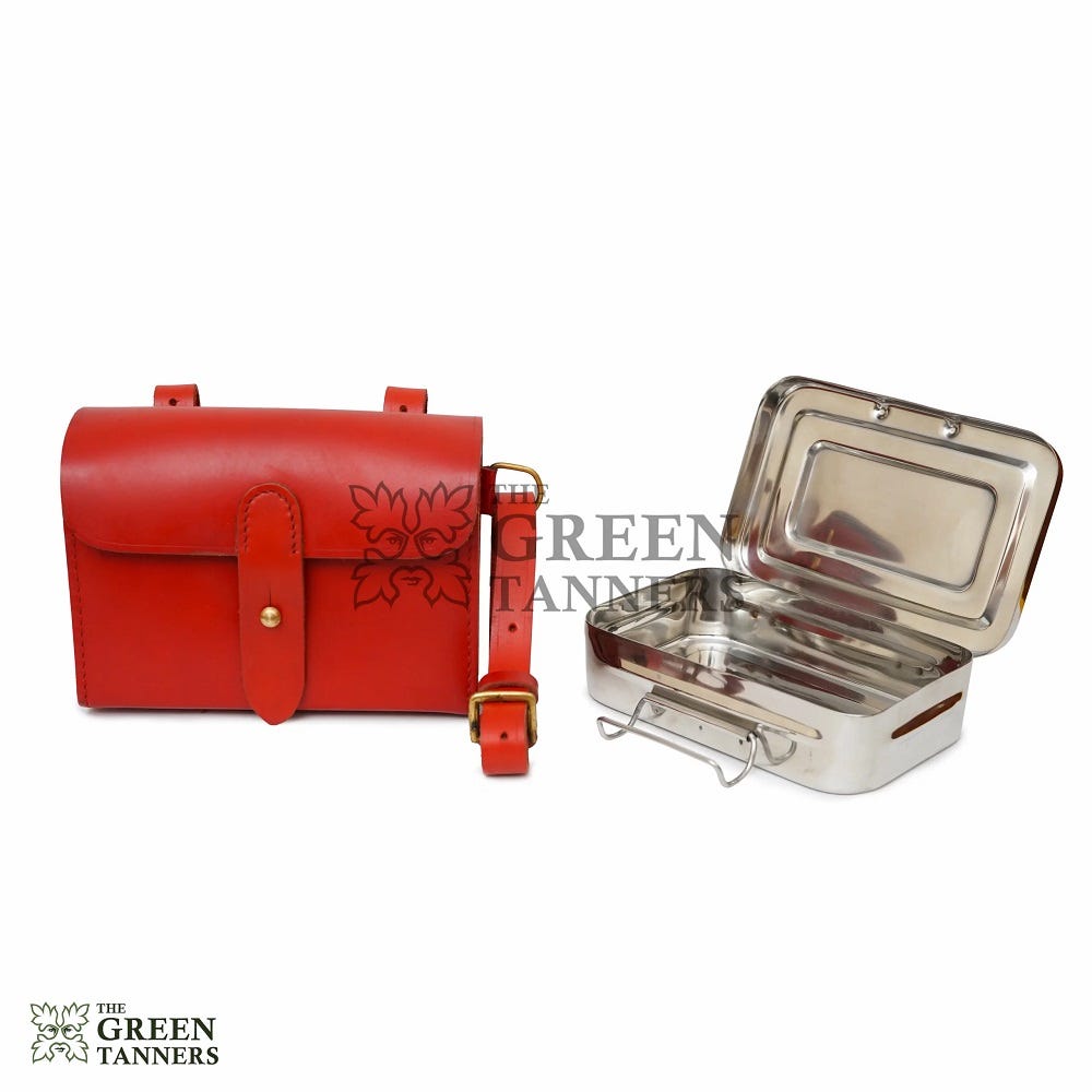 Elevate Your Meal Transport With Vintage Inspired Leather Cases For elevate-your-meal-transport-with-vintage-inspired-leather-cases-for