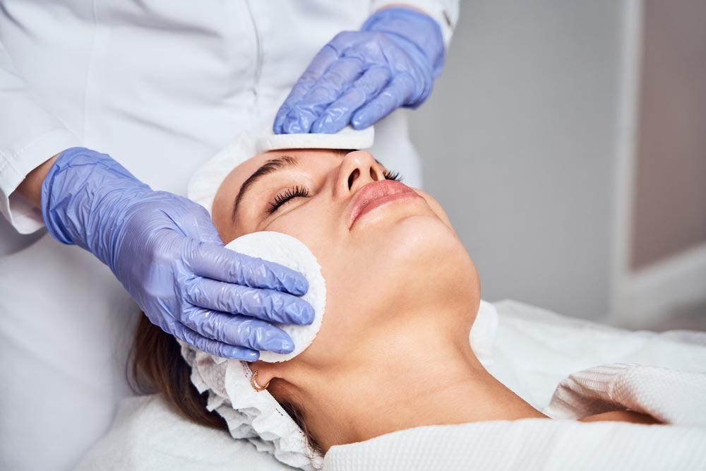 Skin Experts Uncovered: Navigating Dubai’s Best Dermatologists  by Palash Das  Aug, 2023  Medium