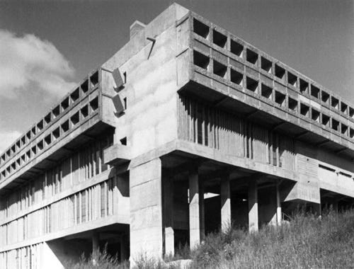 Lucien Hervé: Expressive massing through the use of shadows