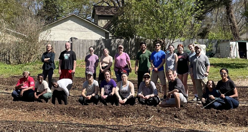 Harvest Hope Volunteer with Concrete Jungle to Fight Food Waste and
