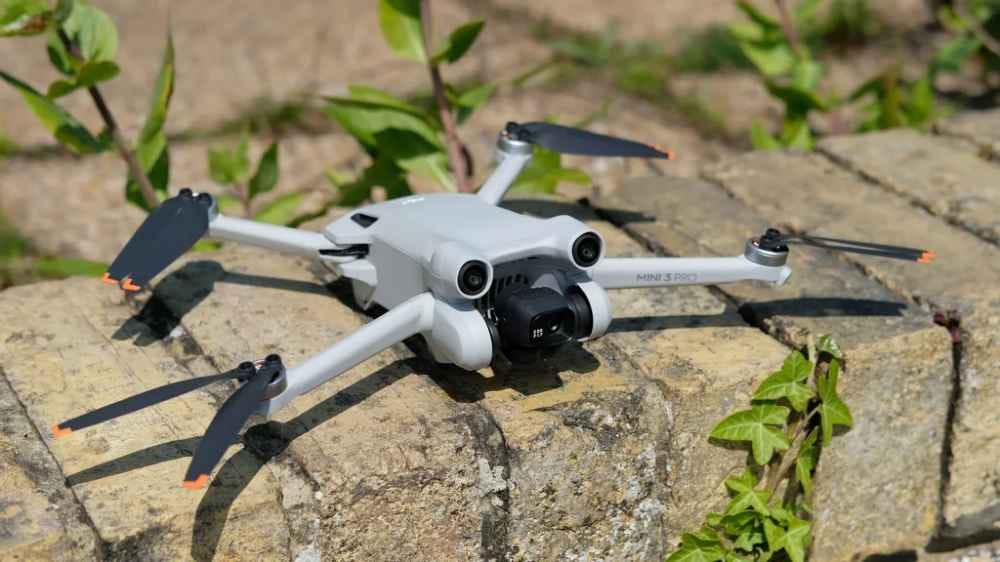 DJI Mini 3 Review: The Ultimate Compact Drone for Beginners and Travelers, by saad ahmed