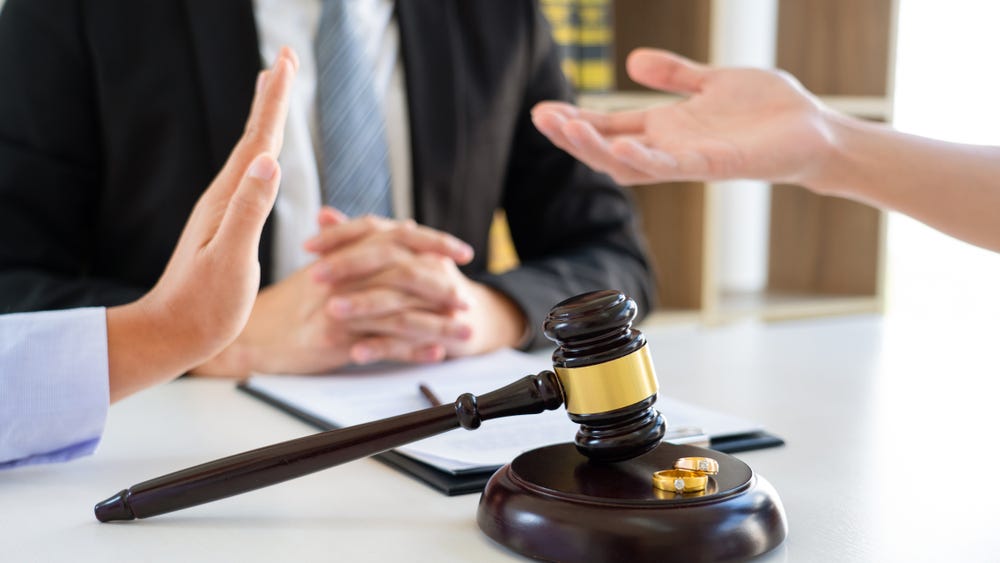 Finding the Right Divorce Lawyer Your Guide to a Successful Divorce Amara Smith Medium