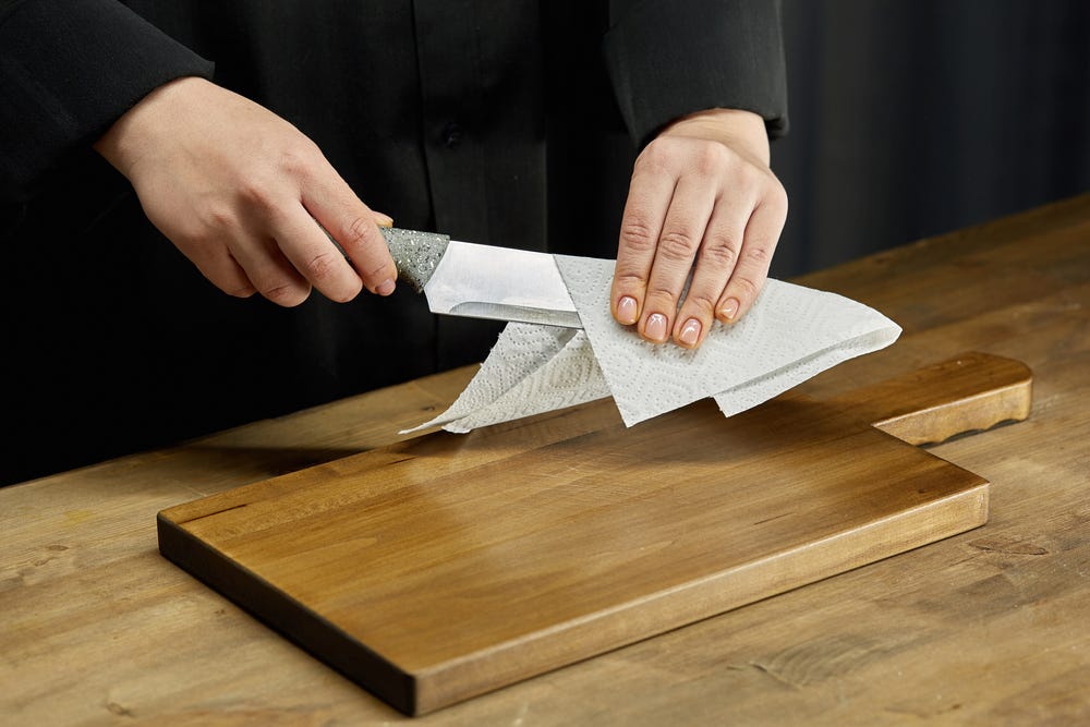 A Complete Guide To Cleaning and Sanitizing Chopping Board/Cutting