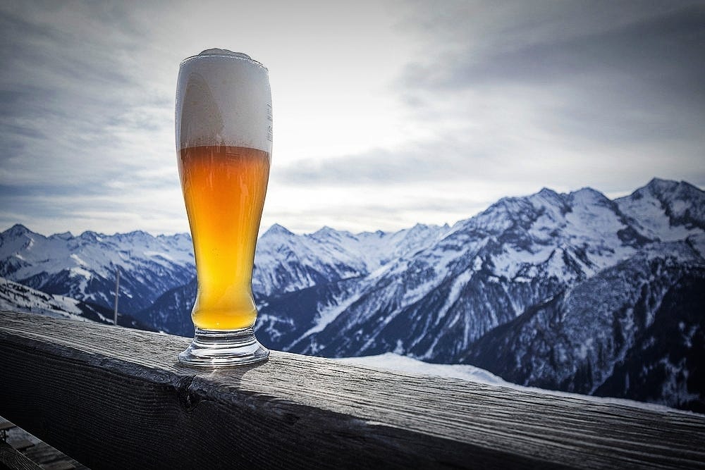 Hoppyjoker’s Microlearning | Weissbier — Η Θολή Μπίρα της Βαυαρίας με το Βασιλικό Παρελθόν