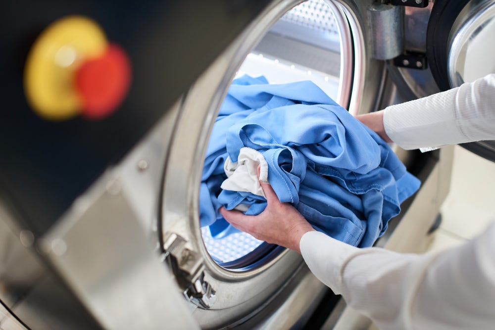 How Outsourced Laundry Helps Hotels Save Time and Costs