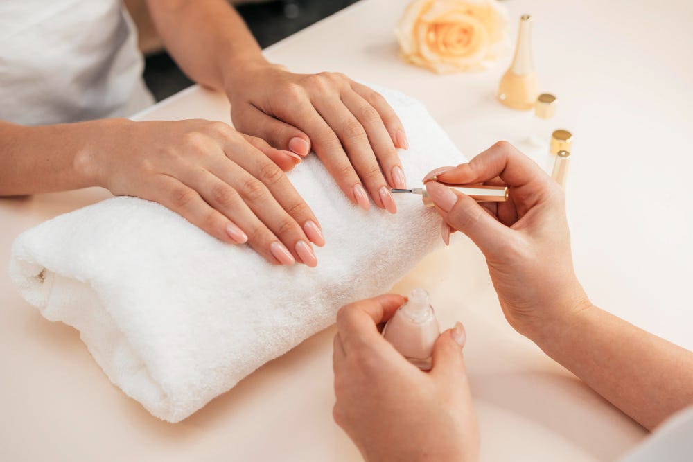 7 Different Types and Shapes of Nail Shapes to know for your Next