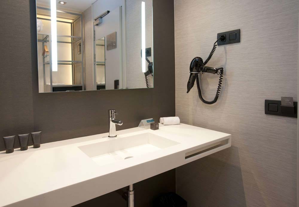 5 Ways To Remove Stains On Wash Basins? by kkrbath Medium