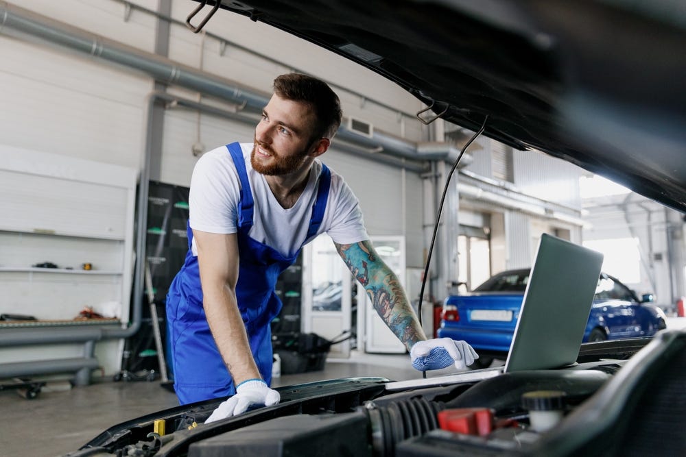 Auto Repair How can you tell if your brakes need to be replaced? by