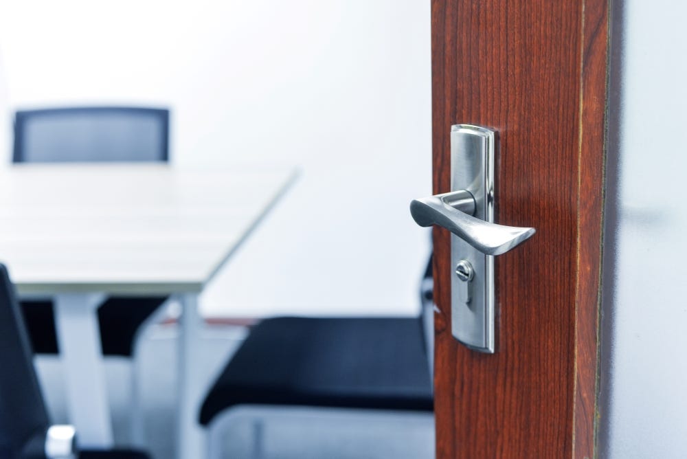 How Much Does It Cost to Install Deadbolt Locks? by Spanjolett Sep, 2023 Medium