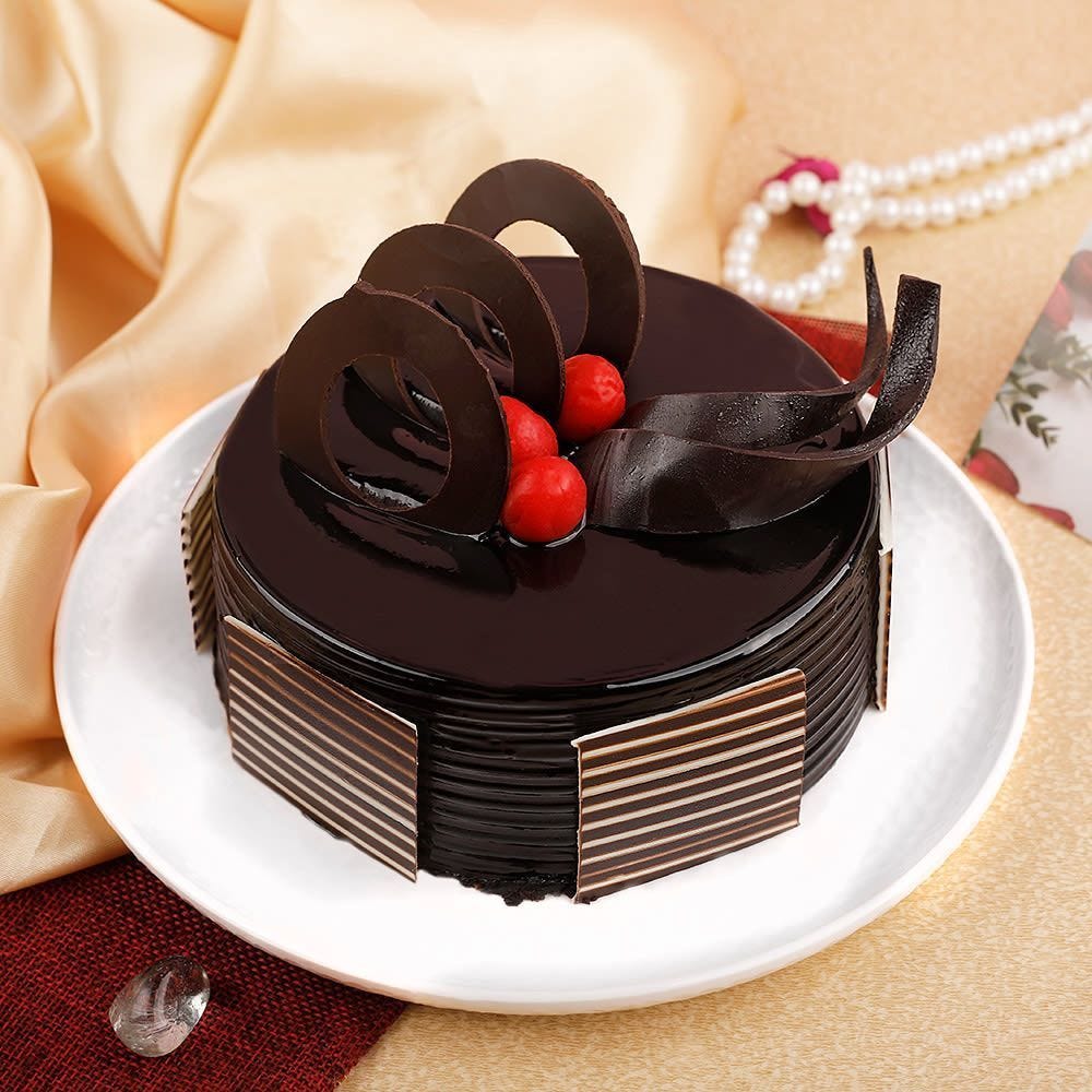 Delicious Surprises 7 Perfect Cake Ideas for Online Delivery in