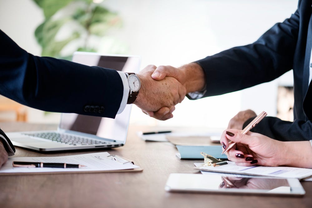 How to Translate Contracts from English to Russian in the United Kingdom