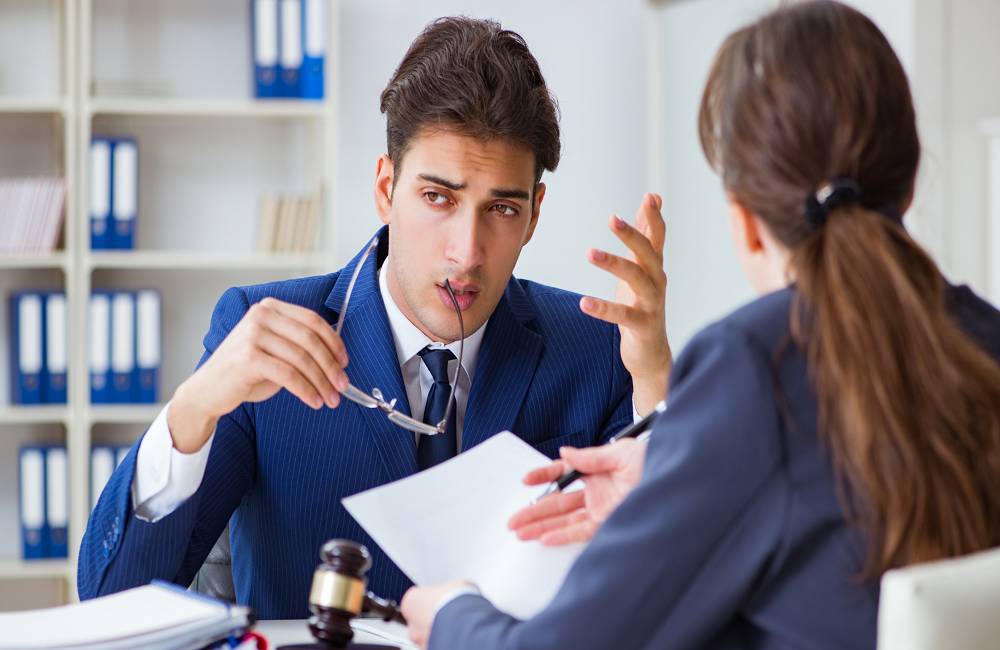 Business Litigation Attorney  Navigating The Legal Storm - Marshall 