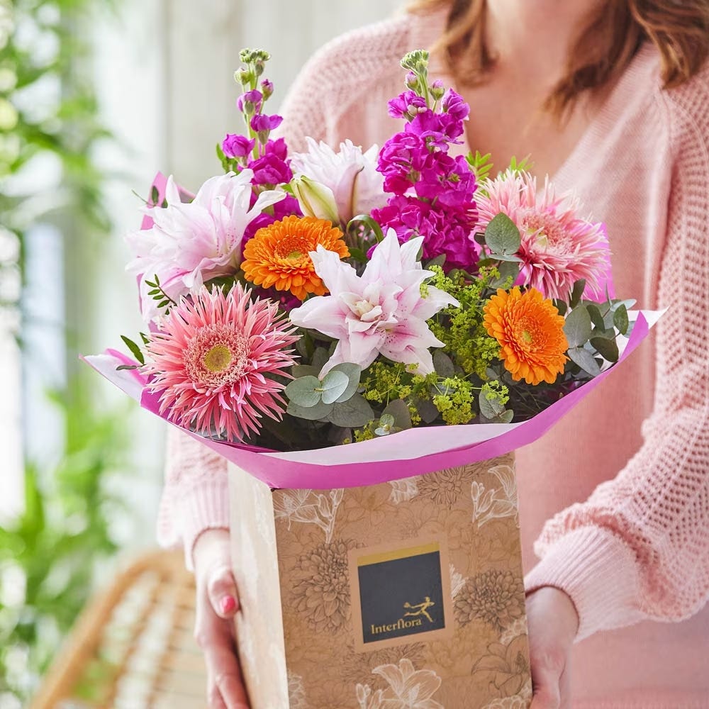 How To Choose The Best Flower Shops In London For Wedding Event? by