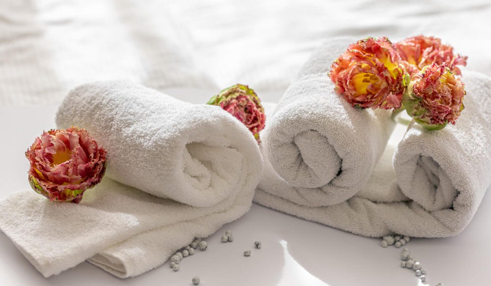 Enhance Guest Experience with Premium Hotel Bath Towel Sets | by Aghsupply | Jul, 2024 | Medium