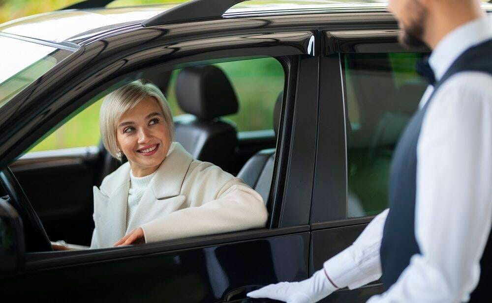 If you’re looking for a luxurious and comfortable way to travel in Port