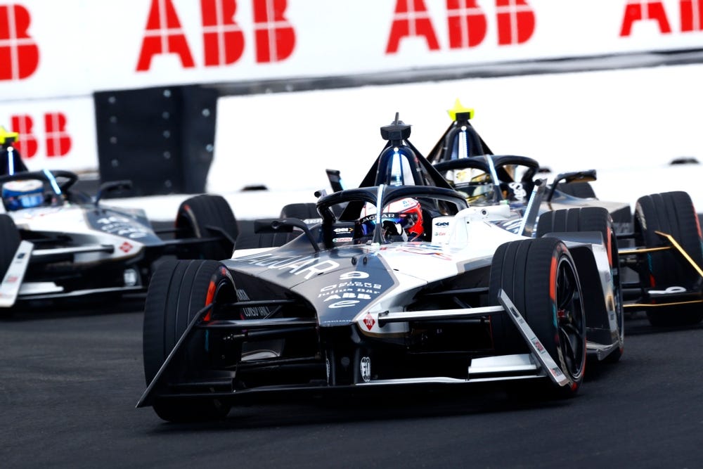 CARSaLaCarta zooms on la victoria de Evans en el #BerlinEPrix R1
