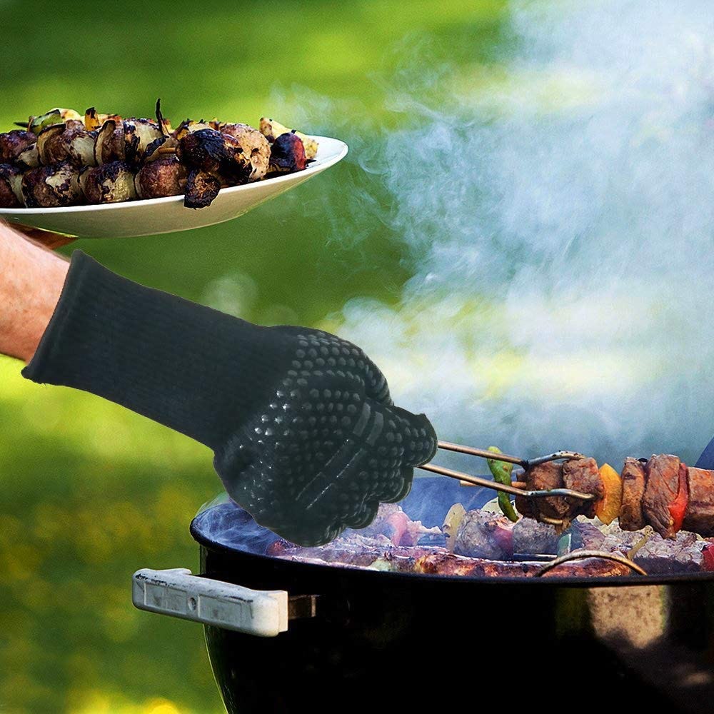 How To Choose An Pair Of Extreme Heat Resistant BBQ Grill Gloves You Really  Need | by JessieLaw | BirdOfParadise_J | Medium