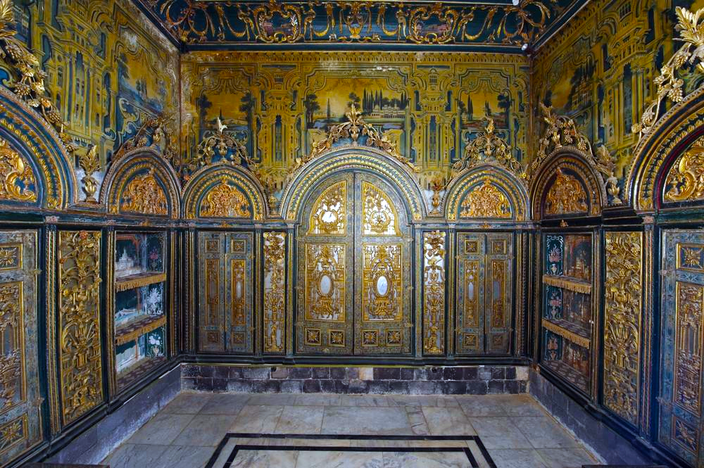 Old Damascus Houses. Damascus has many historic houses with… by Syria