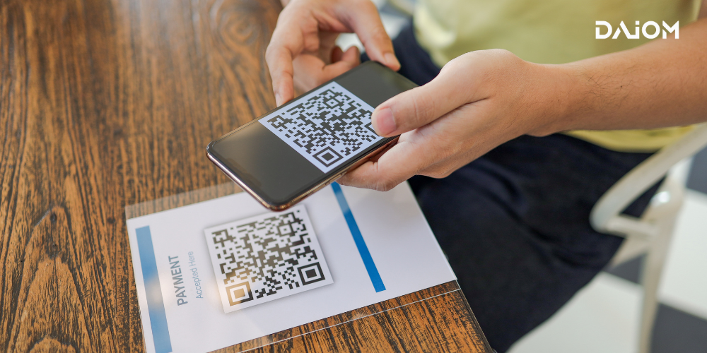 Bridging Online and Offline: The Omnichannel Approach | by Saurabh ...