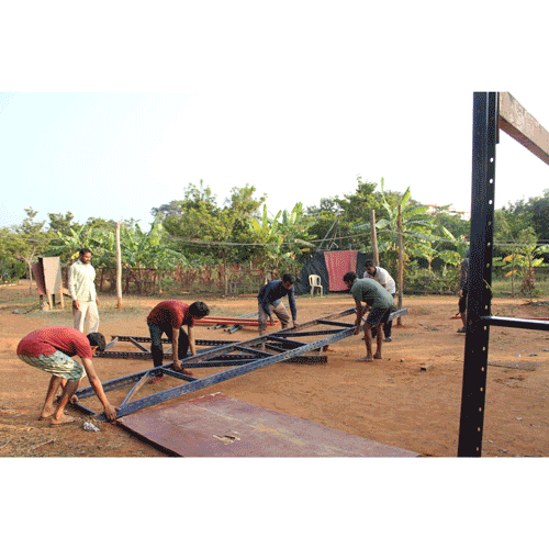 Process for erecting a small shed for a meditation retreat at the farm