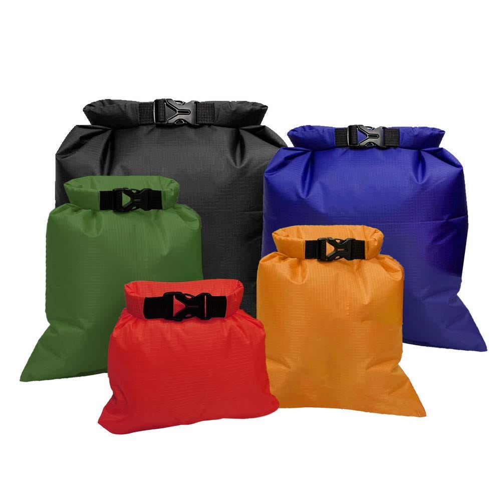 Can you fully submerge a dry bag? by Szoneier Bag Manufacturing Oct